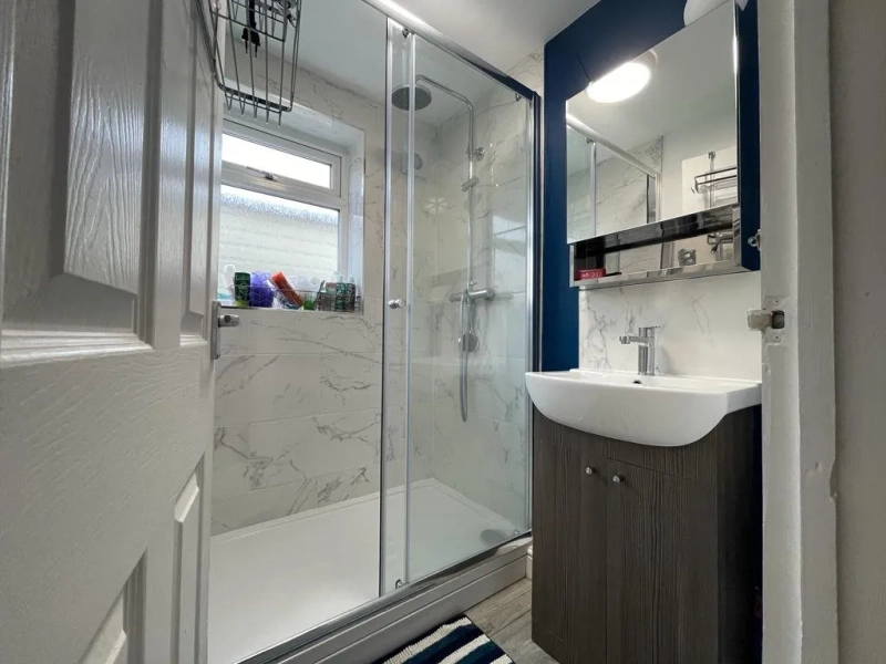 Drake Street, LN1 1PP - 4 Bed - Thumbnail 10